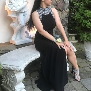 BLACK PROM DRESS